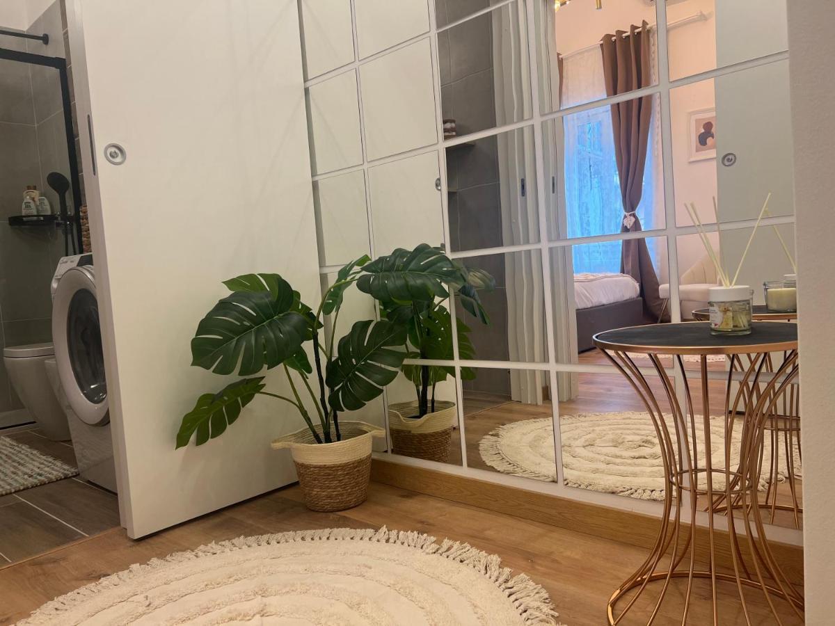 Regina Milano In Bocconi Apartment Exterior foto